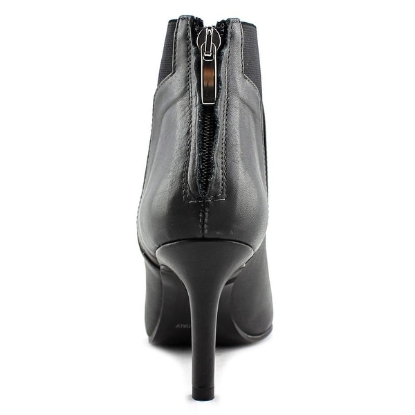 bianca pointed toe chelsea boot