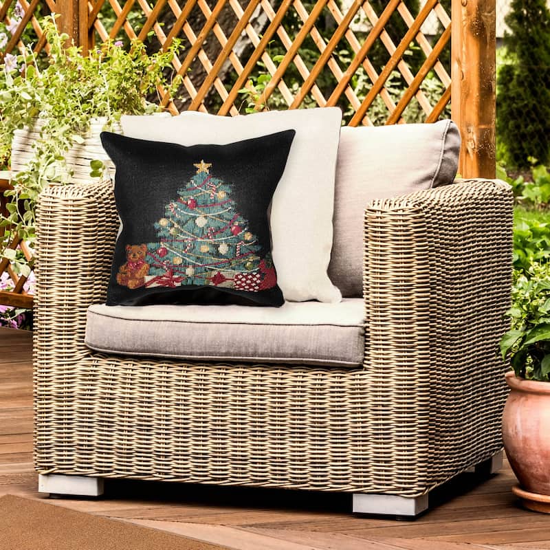 Liora Manne Marina Oh Christmas Tree Indoor/Outdoor Pillow