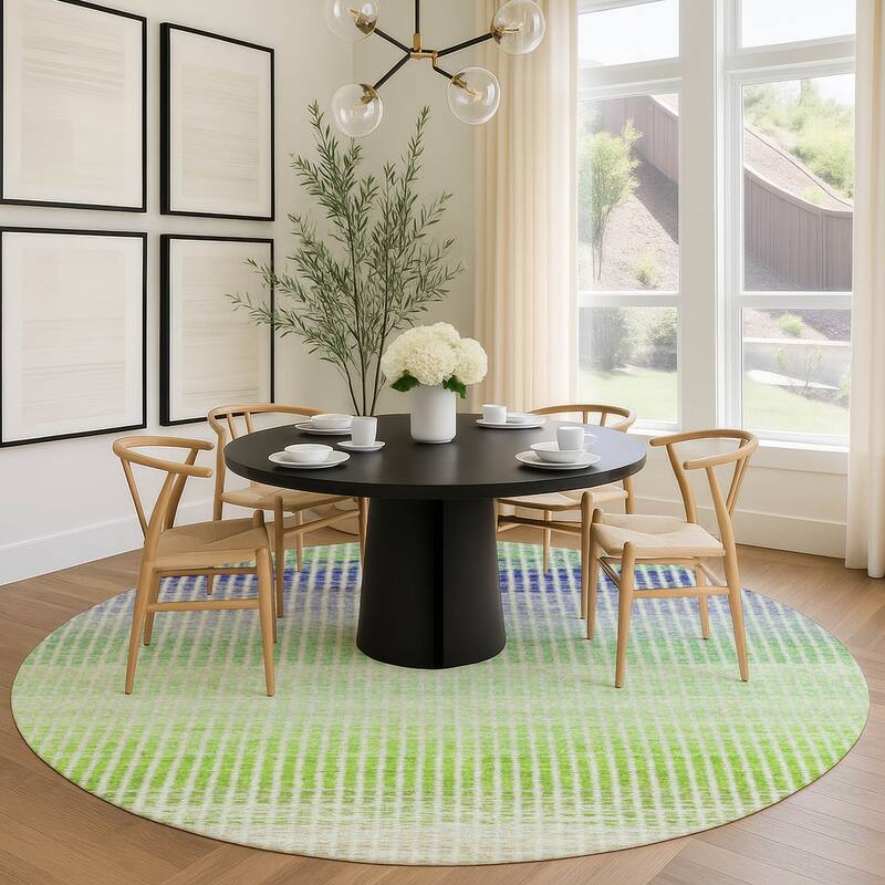Machine Washable Indoor/ Outdoor Contemporary Stripes Chantille Rug