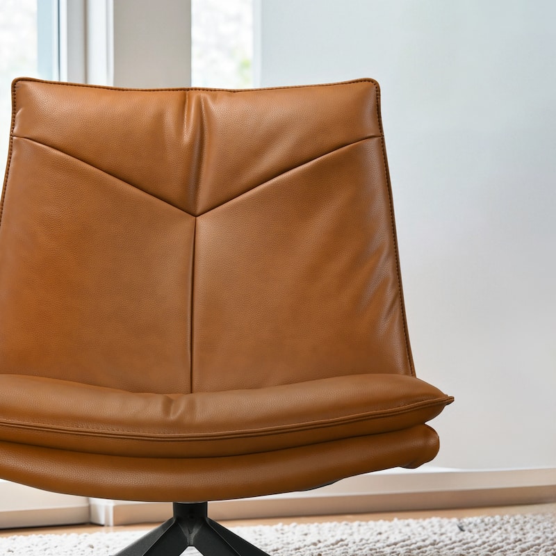 Nashua Elegant Leather Swivel Chair