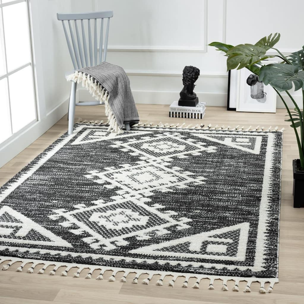 Luxe Weavers South Western Fringe Geometric Area Rug for Living Rooms