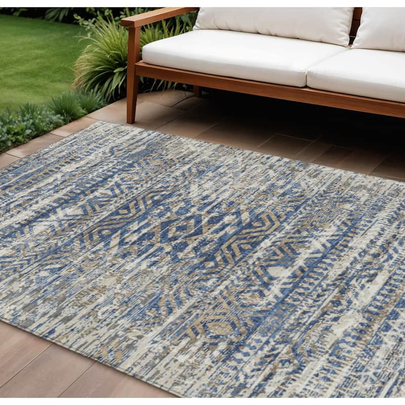 HomeRoots Moroccan Transitional Rectangle Outdoor Rug - 9' X 12'