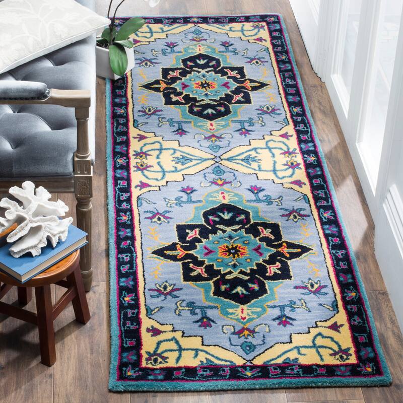SAFAVIEH Handmade Bellagio Toma Modern Oriental Wool Rug - 2'3" x 7' Runner - Light Blue/Multi
