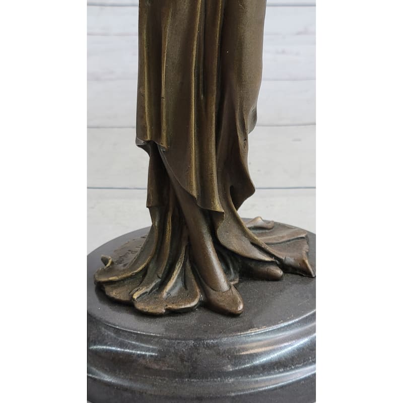 Flapper Fashion 1920S Woman In s Bronze Statue Sculpture Figure 14 Inches X 5 Inches