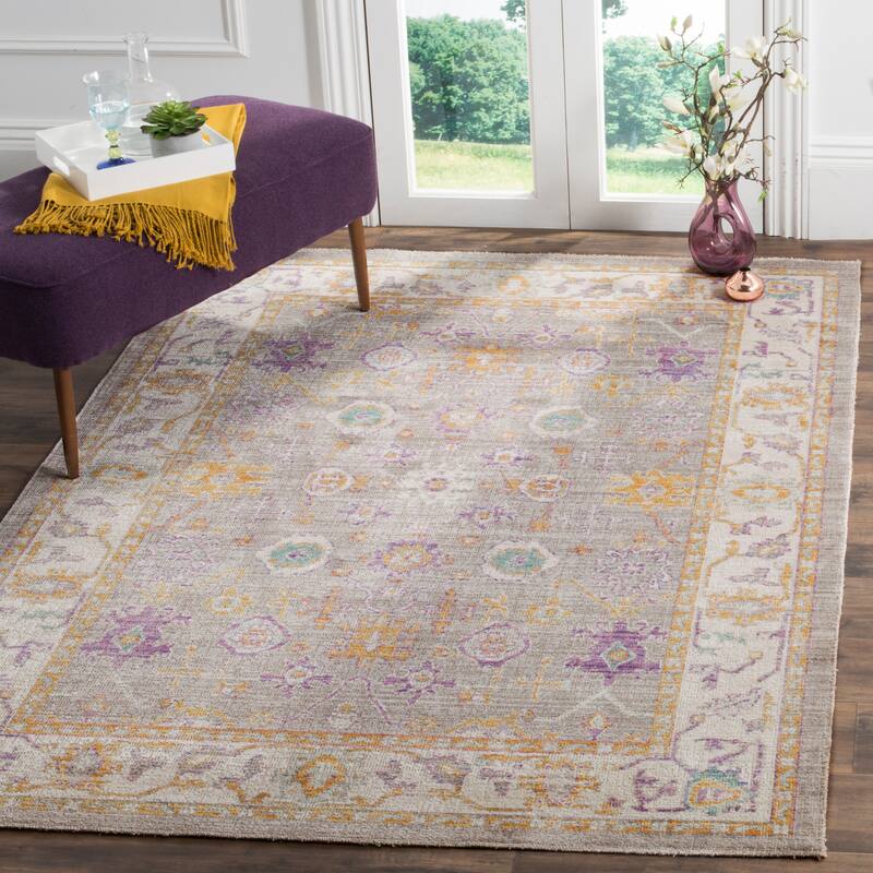 SAFAVIEH Windsor Lottie Shabby Chic Silky Distressed Rug - 8' x 10' - Grey/Cream