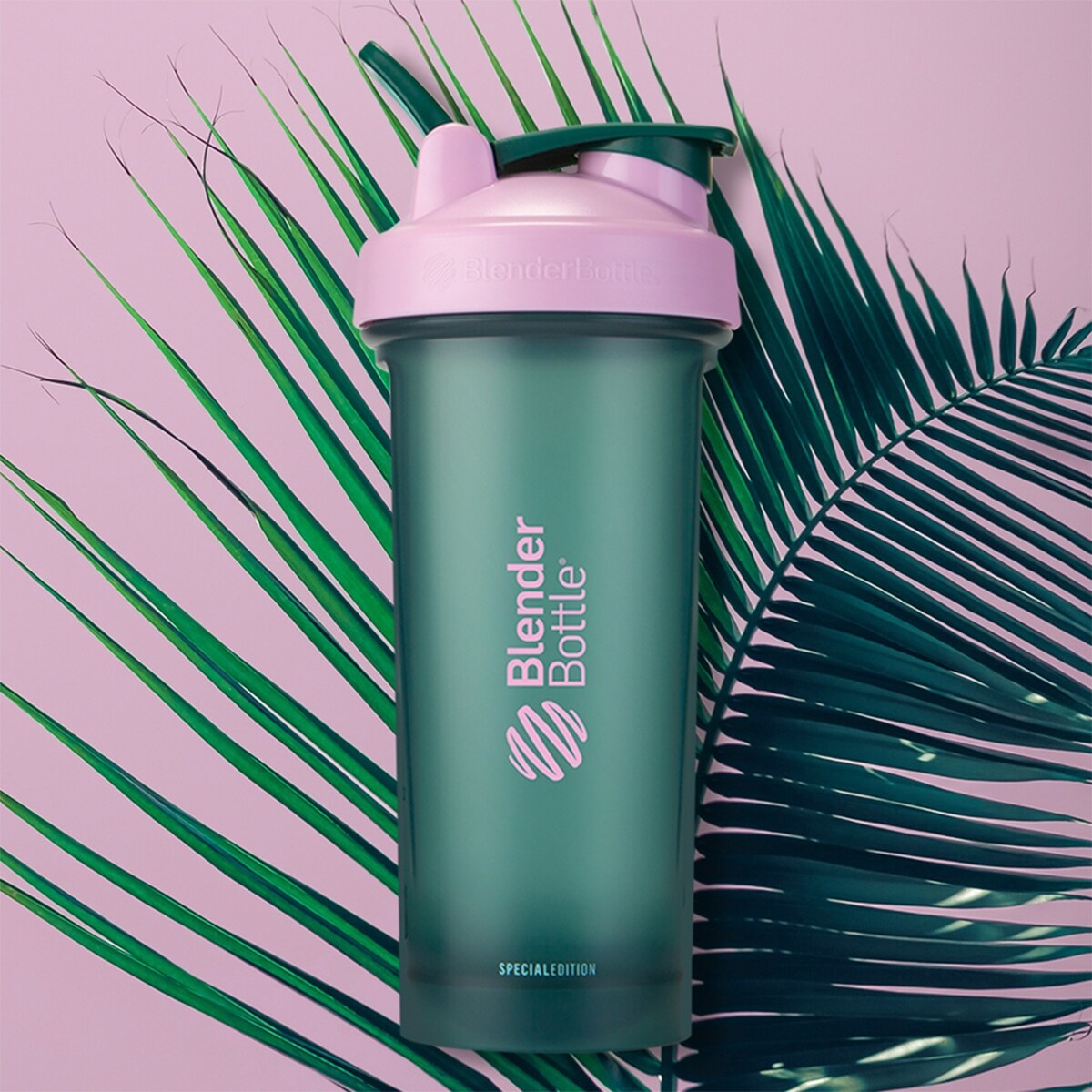 Blender Bottle Special Edition Classic 28 Oz Spoutguard Shaker Flora 28 Oz Overstock 30813215