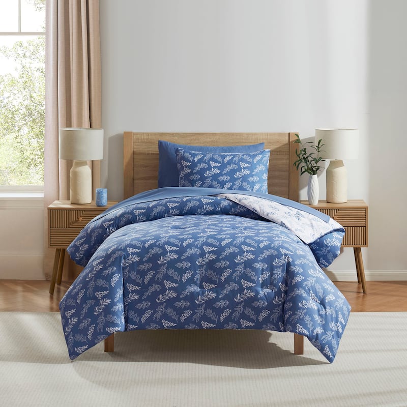 Empyrean 7 Pc Botanical Comforter Set with Sheets, Soft Breathable Lightweight Bedding Bag