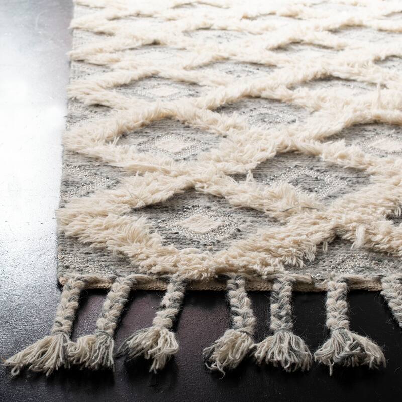SAFAVIEH Hand-knotted Kenya Miluse Southwestern Tribal Wool Rug