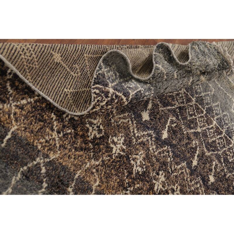 Plush Moroccan Area Rug Hand-Knotted Bedroom Wool Carpet - 6'10" x 9'10"