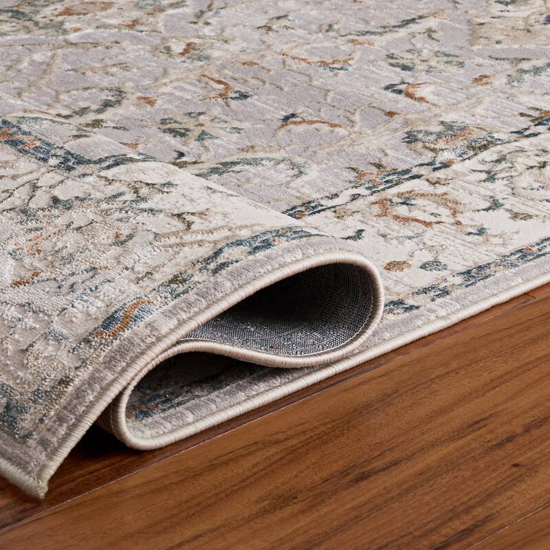 SAFAVIEH Maven Quirina Traditional Rug