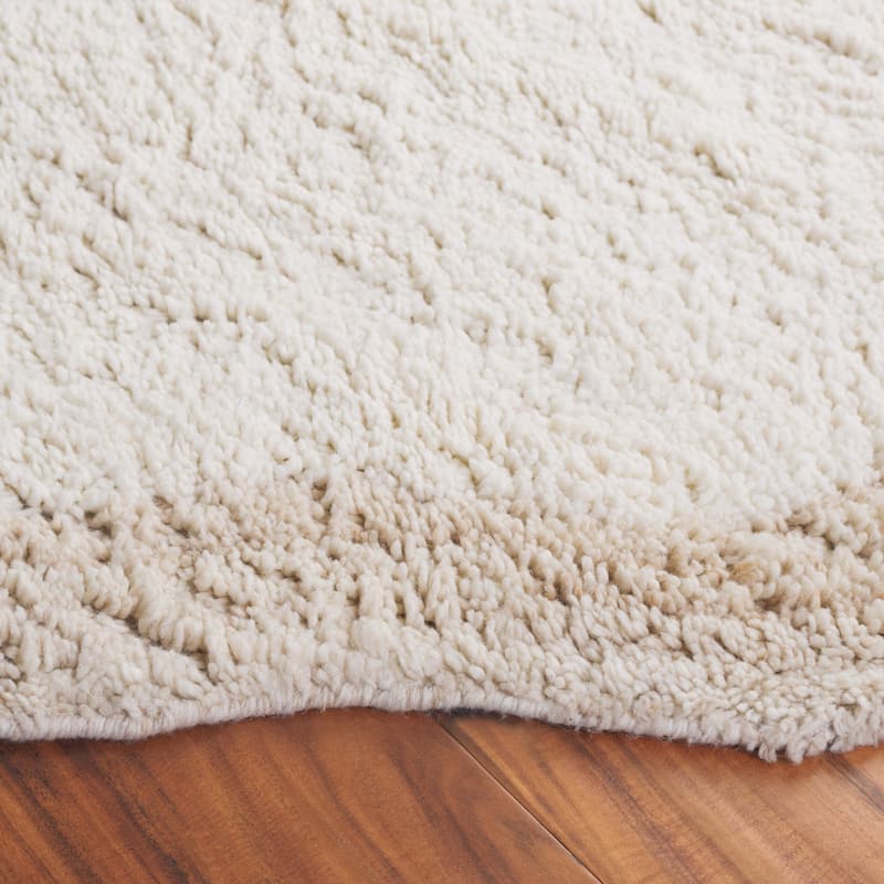 SAFAVIEH Handmade Vermont Latisha Transitional Wool Rug