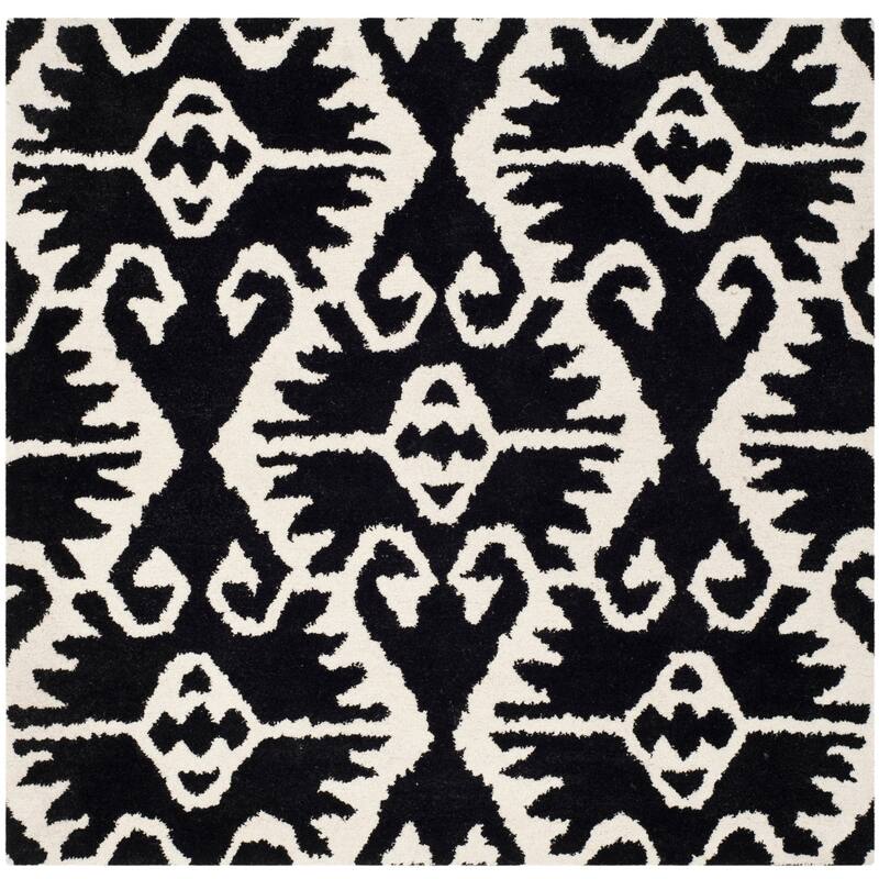 SAFAVIEH Handmade Wyndham Bekin Modern Wool Rug - 5' Square - Black/Ivory