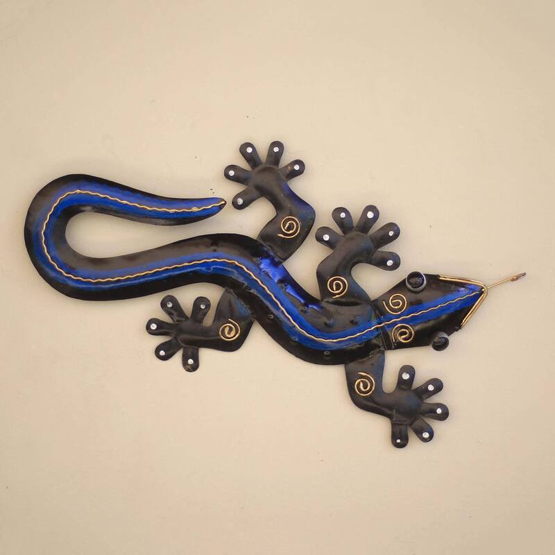 Metal wall art, 'Hunting Gecko'
