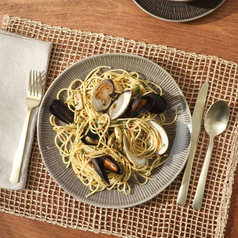 Gibson Elite Sandy Pines Stoneware Plates and Bowls Set - 12 Piece Reactive Glaze Dinnerware Set - Service for 4