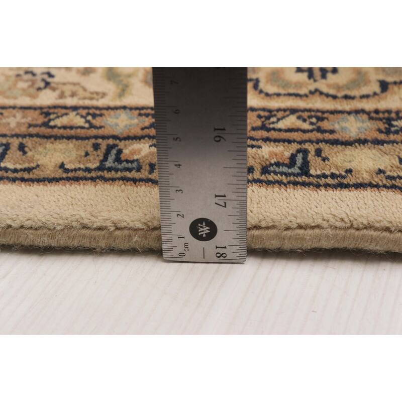 ECARPETGALLERY Hand-knotted Royal Sarough Cream Wool Rug - 5'5 x 7'10