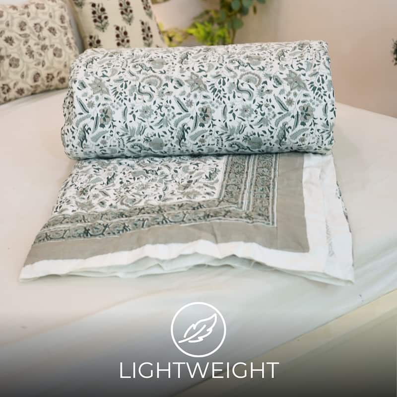 Fabdivine Handcrafted Cotton Quilt - Blue Gray Floral Traditional Block Print, Reversible Premium Bedspread for Bedroom Décor