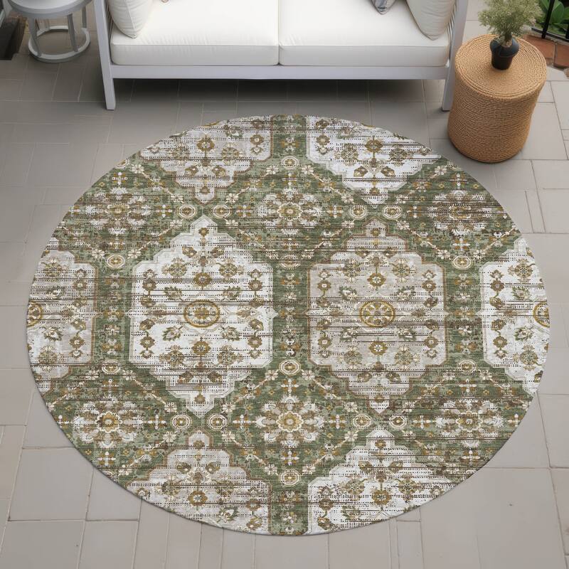 Machine Washable Indoor/ Outdoor Traditional Kiowa Chantille Rug - Olive - 8' x 8'