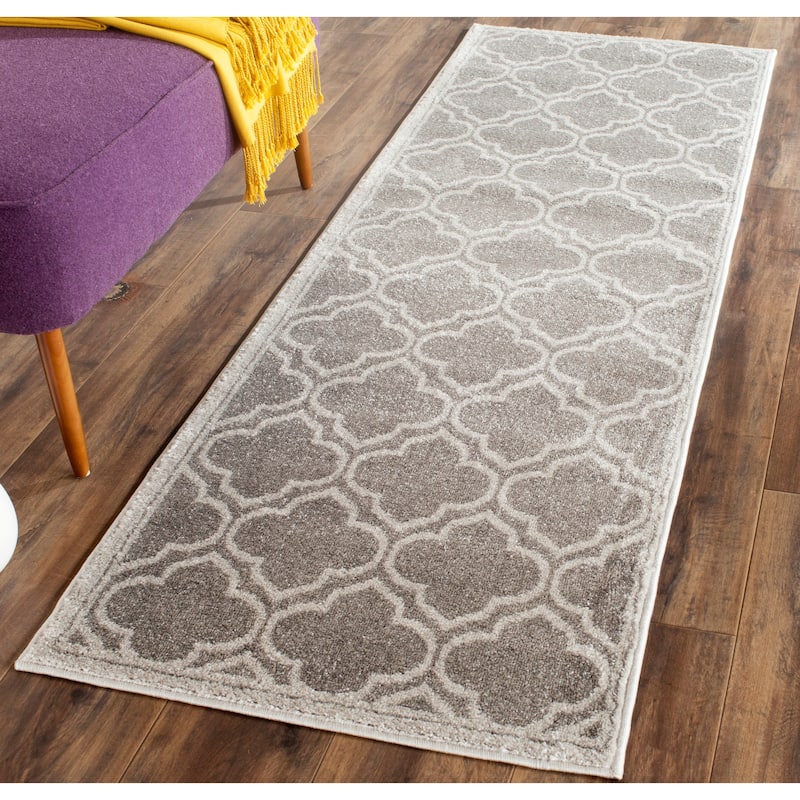 SAFAVIEH, Amherst Doraline Modern Rug - 2'3" x 7' Runner - Grey/Light Grey