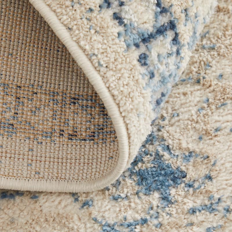 Wyllah Traditional Diamond Area Rug