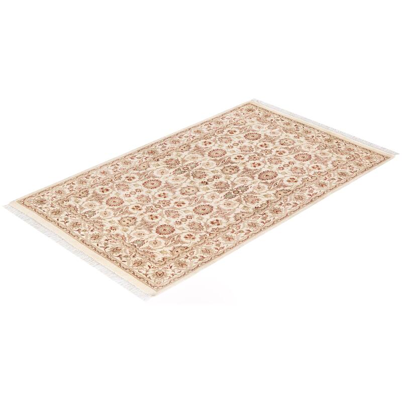 Overton Handknotted Wool Traditional Oriental Ivory Area Rug - 3' x 5'