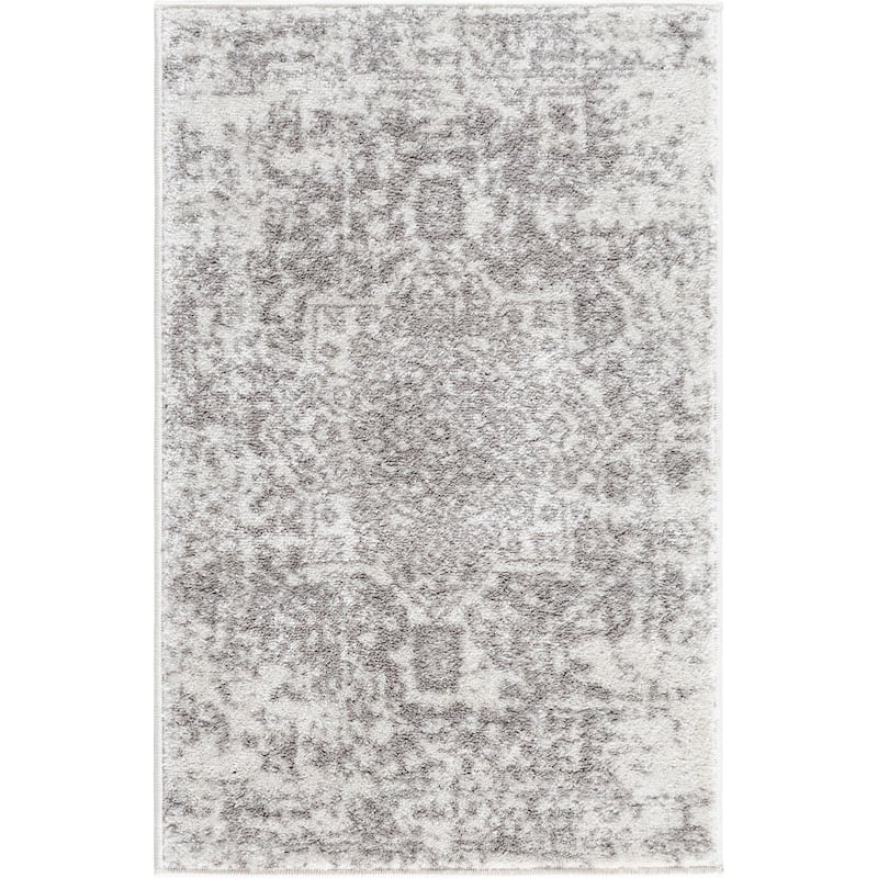 Traditional Brenda Collection Area Rug