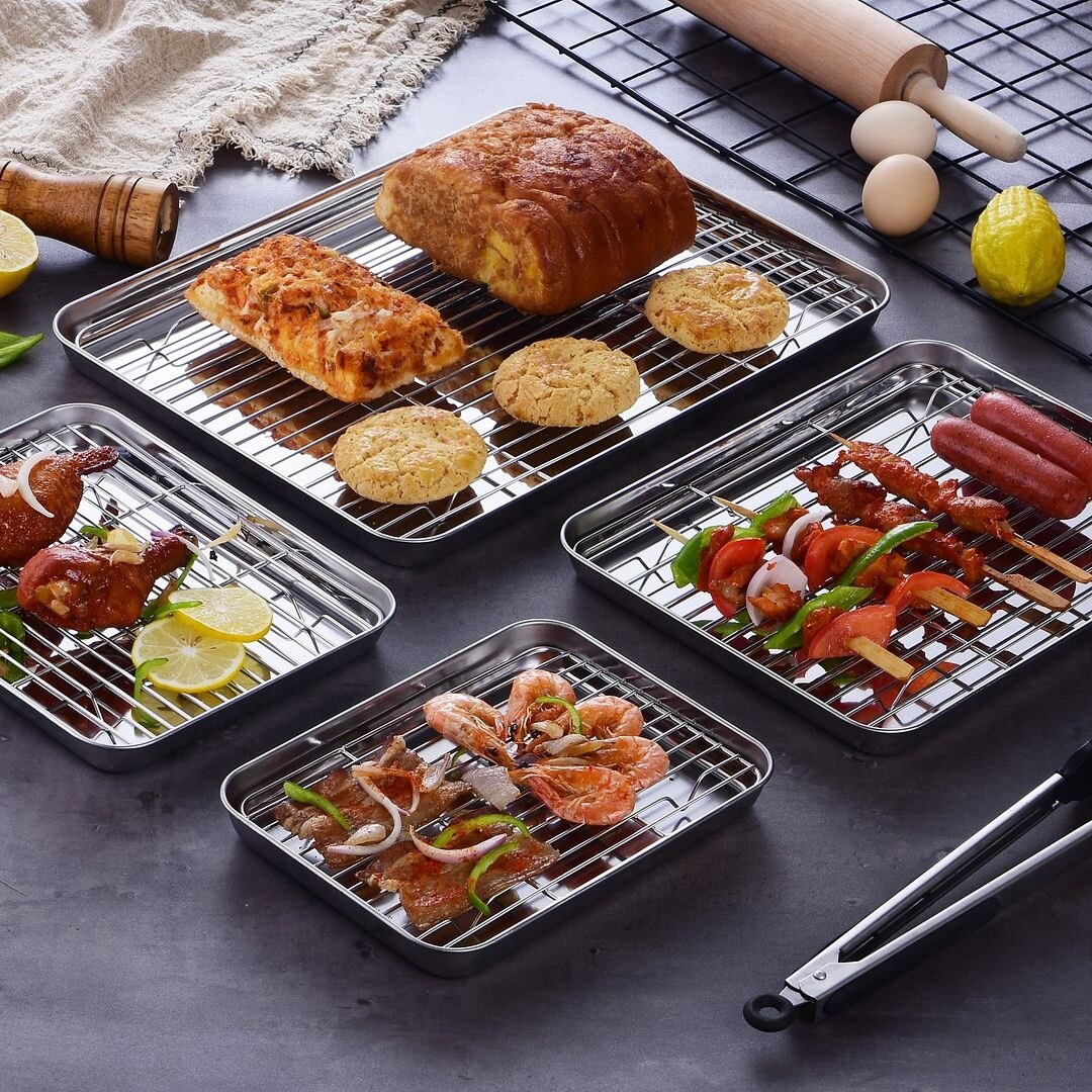 https://ak1.ostkcdn.com/images/products/is/images/direct/8cb15aa483a3f99ca83b333743f4fe1808d23ea2/Velaze-Stainless-Steel-Multifunction-Non-Stick-Baking-Sheet-Pan.jpg