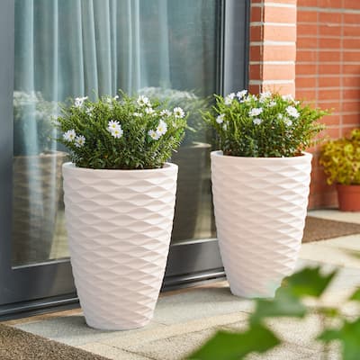 Glitzhome 19"H Set of 2 Modern Oversized Tall Planter Flowerpot Eco-Friendly Wave Textured Plant Pot