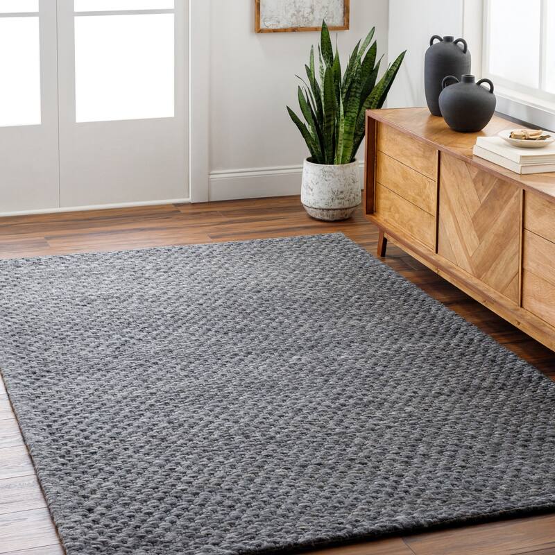 Martino Transitional Area Rug - Black - 2' x 3'