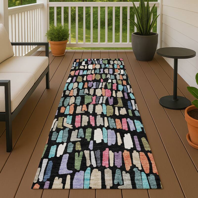 Machine Washable Indoor/ Outdoor Modern Mosaic Chantille Rug - Black - 2'3" x 7'6"