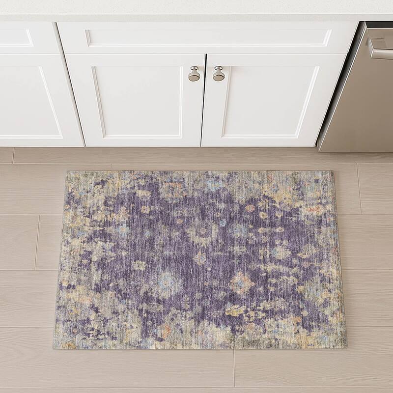 Machine Washable Indoor/ Outdoor Vintage Traditional Chantille Rug