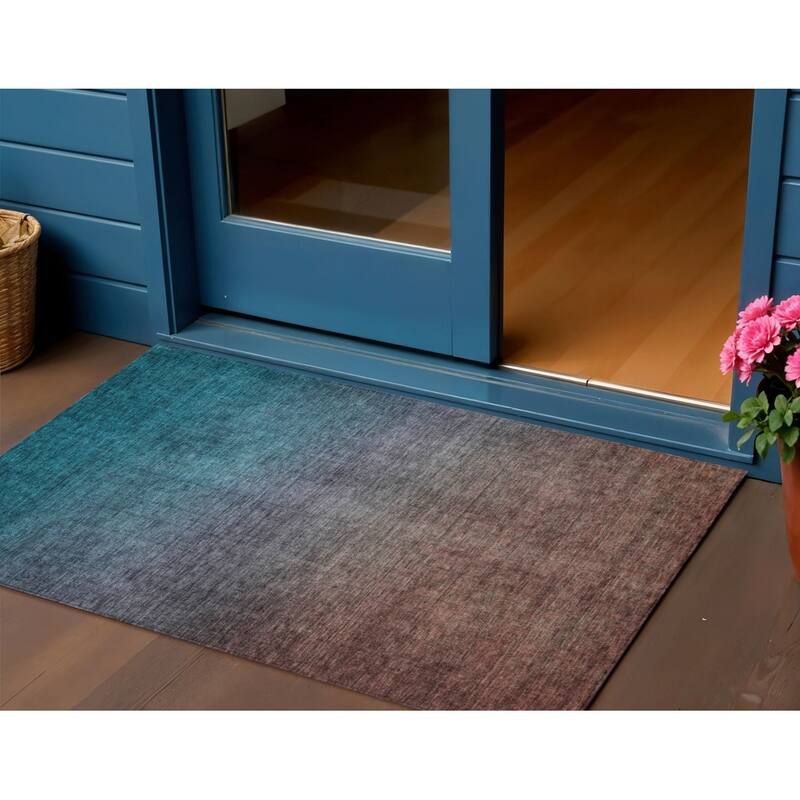 HomeRoots Ombre Transitional Rectangle Outdoor Rug - 3' x 5'