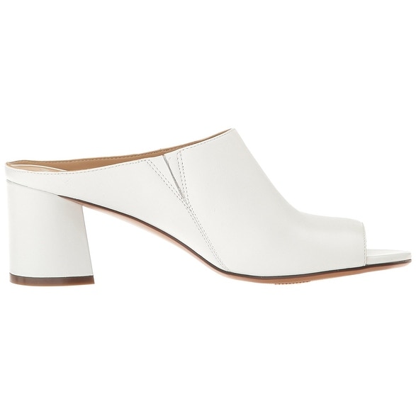 naturalizer cyprine mule