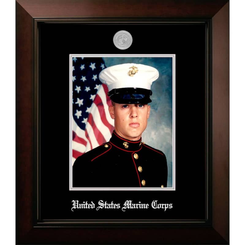 Patriot Frames Marine 8x10 Portrait Legacy Frame with Silver Medallion