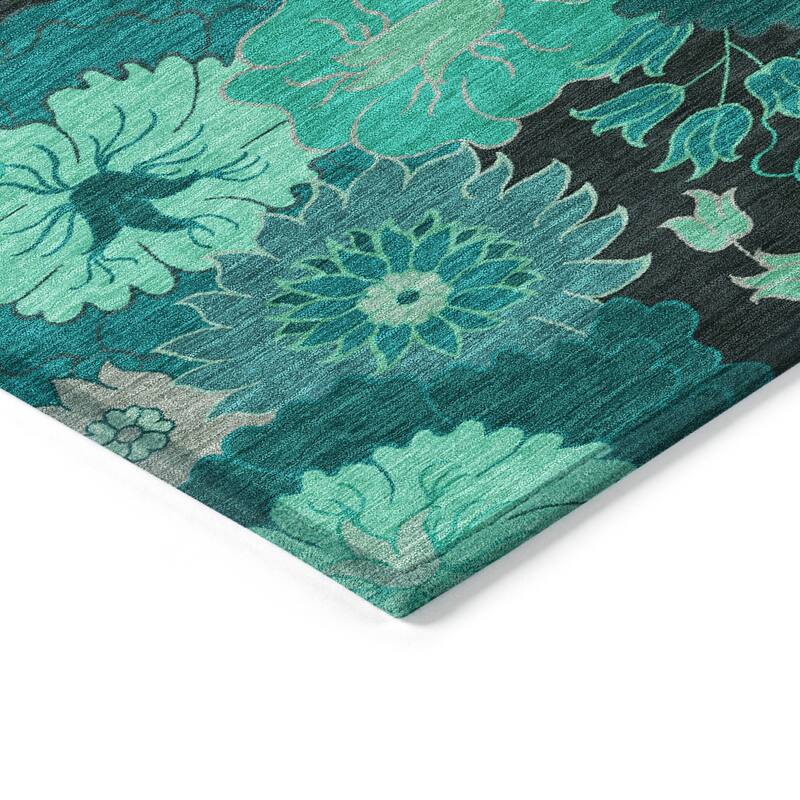 Machine Washable Indoor/ Outdoor Modern Floral Chantille Rug