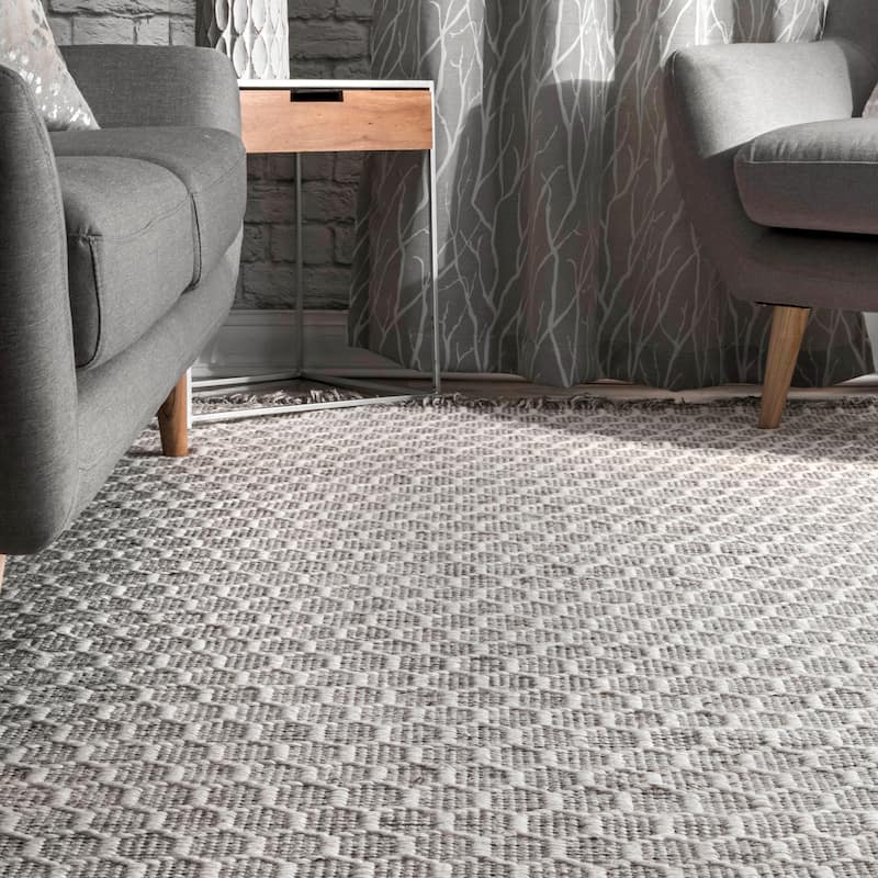 Nuloom Wylie Honeycomb Wool Fringe Rug