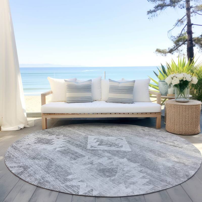 Machine Washable Indoor/ Outdoor Chantille Boho Tribal Rug - Silver - 8' x 8'