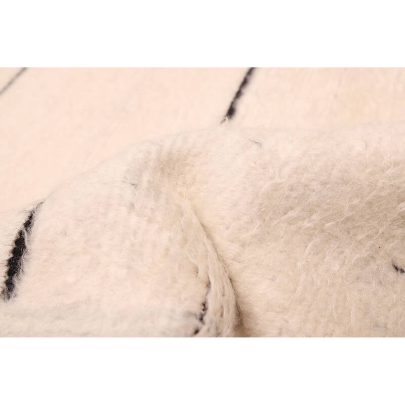 ECARPETGALLERY Hand-knotted Tangier Ivory Wool Rug - 5'3 x 7'8