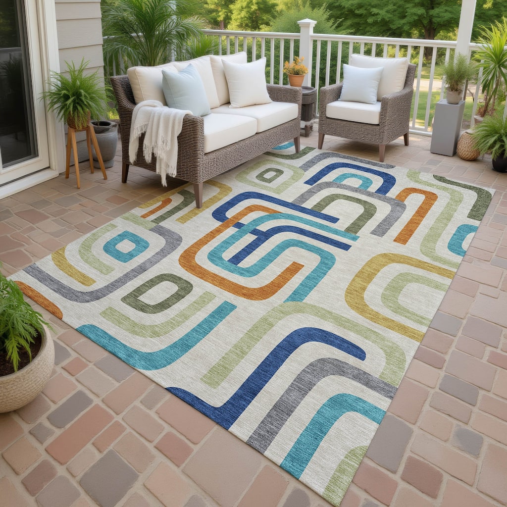 Machine Washable Indoor/ Outdoor Modern Penner Chantille Rug