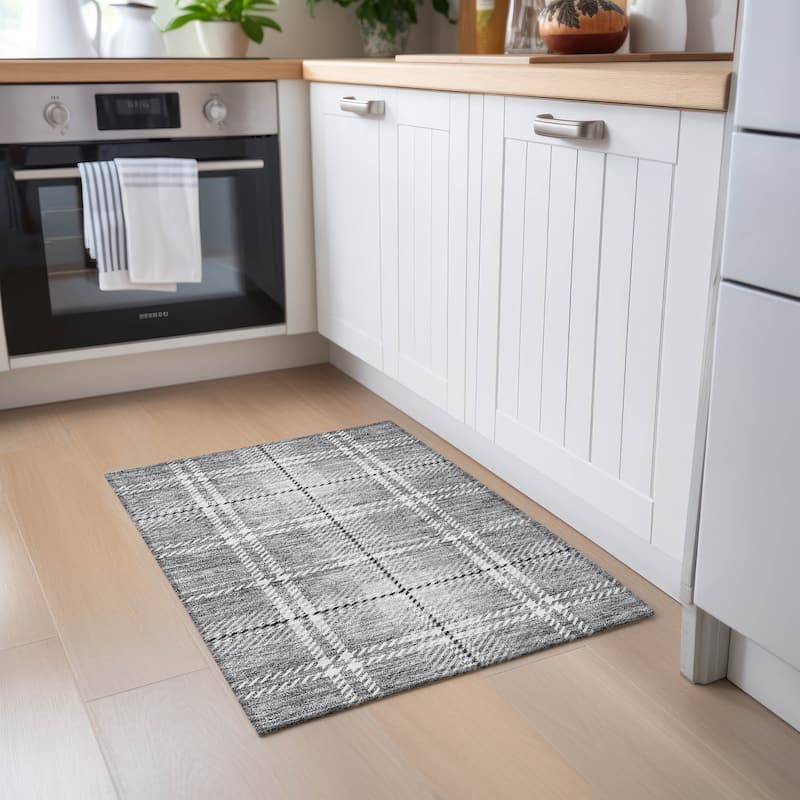 Machine Washable Indoor/ Outdoor Chantille Plaid Cozy Rug