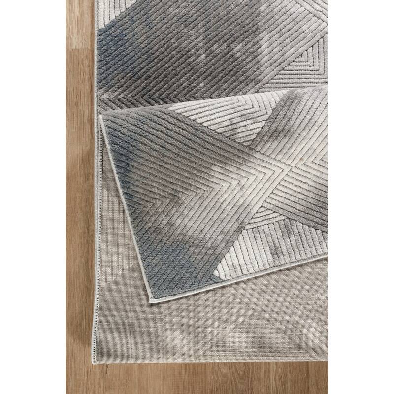 Gray 7 ft. 10 in. x 10 ft. 6 in.Luxury Area Rug, 0.43 Pile Height – Sophisticated Warmth for Any Room - 6' x 7'