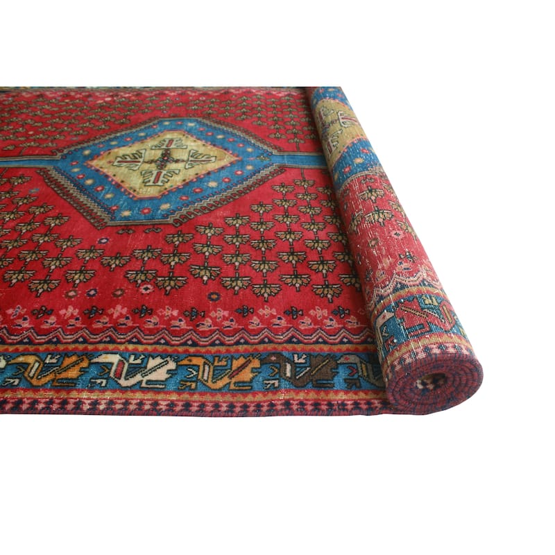 Vintage Distressed Saif Red/Blue-Grey Runner - 4'11" x 10'1"