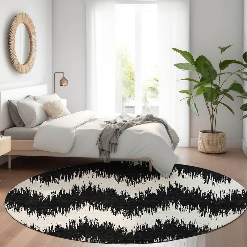Premium Washable Super Soft Farmhouse Chevron Mayfield Rug - Black - 8' x 8'