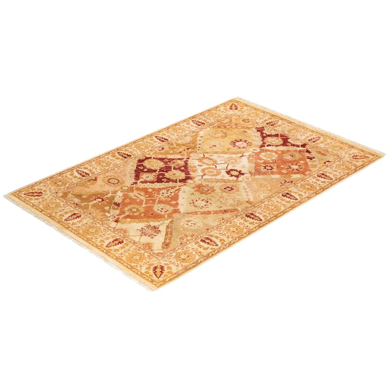 Overton Handknotted Wool Contemporary Floral Ivory Area Rug - 4' x 6'