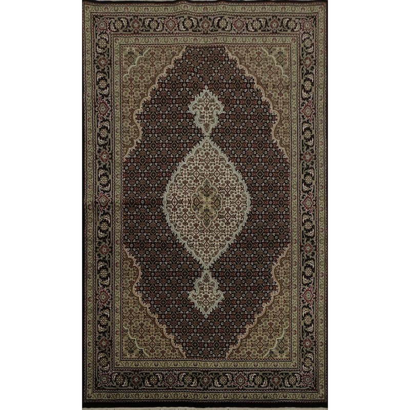 Hand Knotted Oriental 100% Wool Carpet Traditional Medallion Black Tabriz-Mahi Area Rug - 7' 1'' X 5' 0''