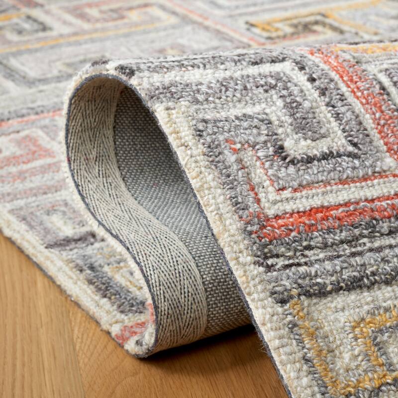 SAFAVIEH Handmade Metro Rosalien Geometric Rug