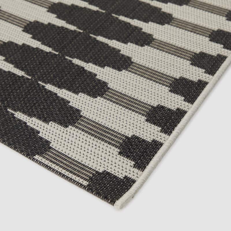 Durant Geometric Stripe Indoor/Outdoor Area Rug