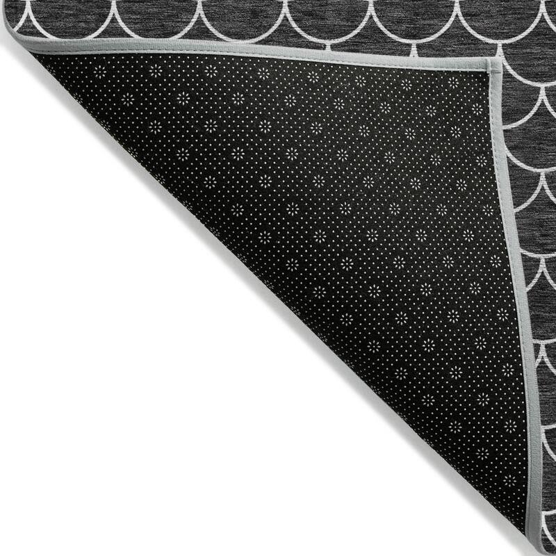Machine Washable Indoor/ Outdoor Chantille Modern Geo Rug
