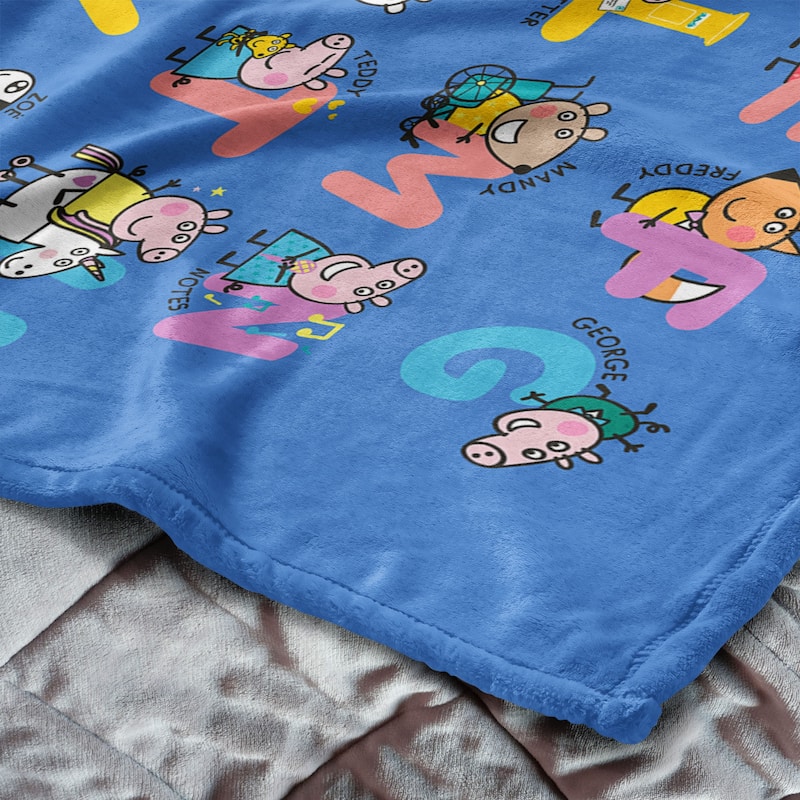 Hasbro Peppa Pig Silk Touch Throw Blanket