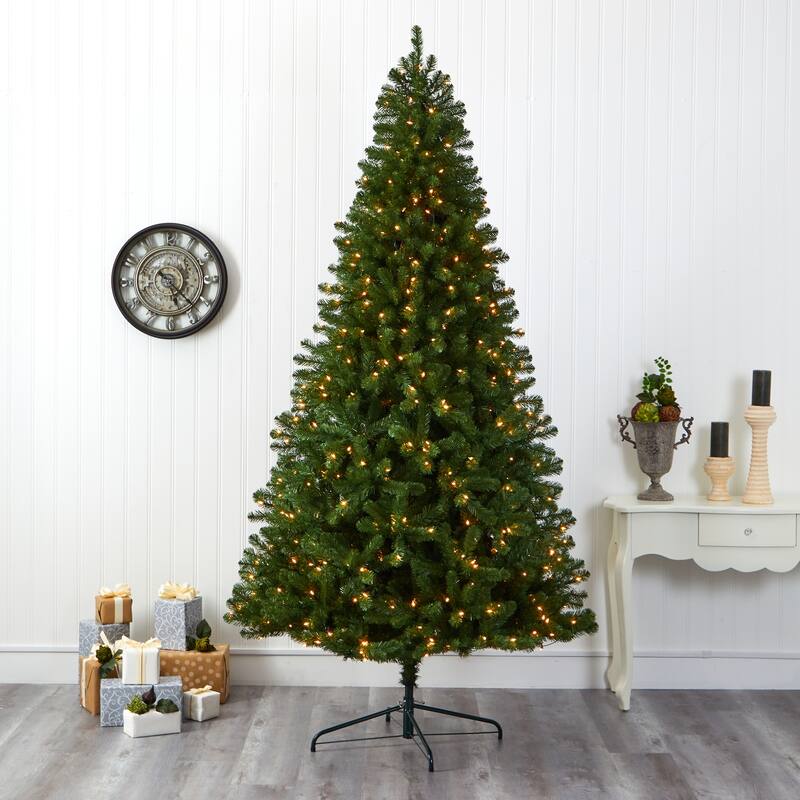 9ft Virginia Fir Artificial Christmas Tree with 600 Clear Lights and 1453 Bendable Branches - Green - 108