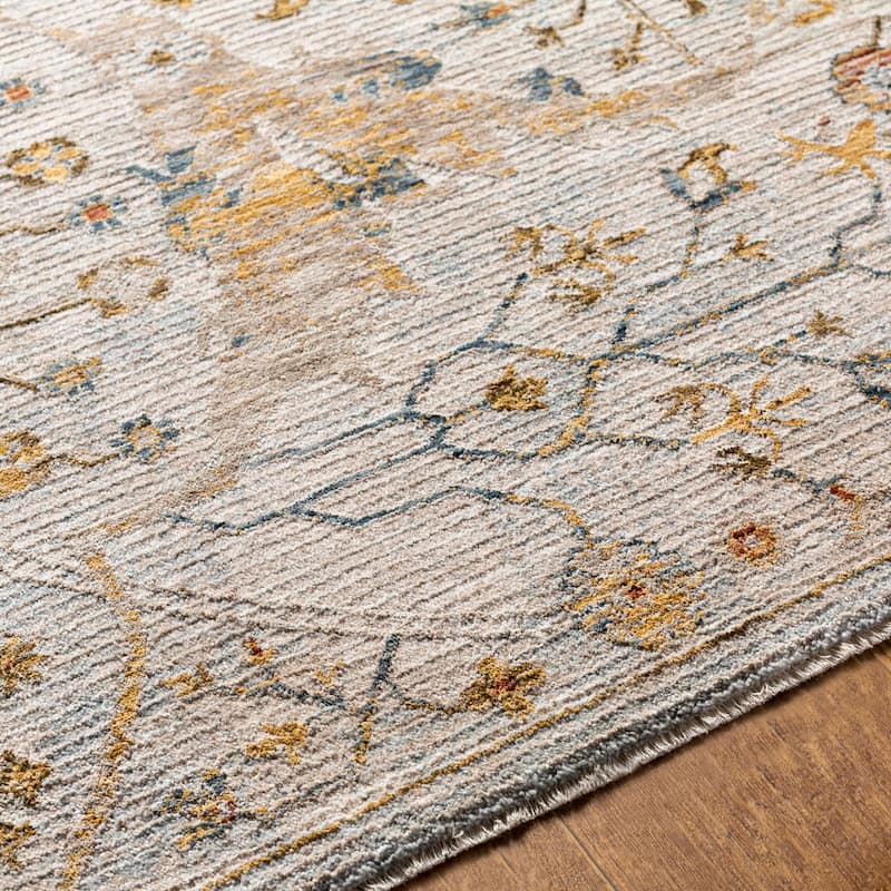 Livabliss Reina Traditional Area Rug